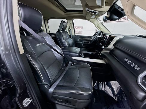 Used 2020 RAM 3500 Laramie image 37