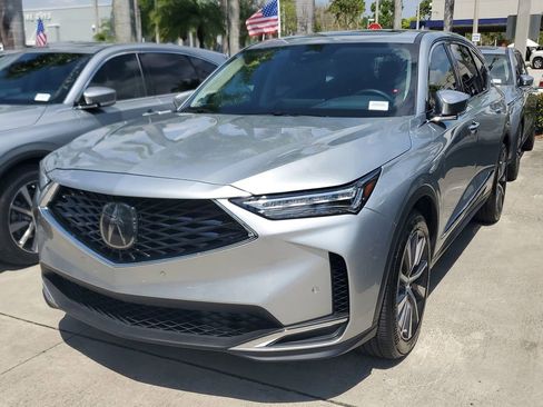 Used 2026 Acura MDX w/ Technology Package image 3