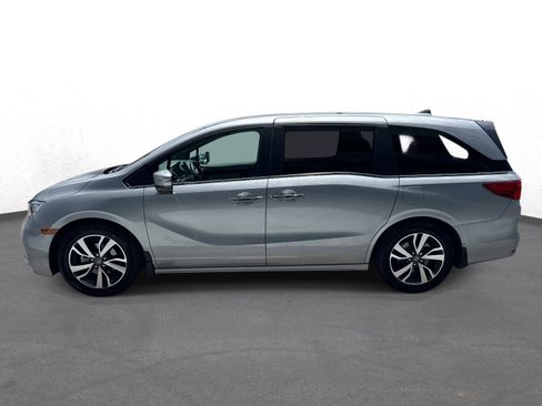 Used 2023 Honda Odyssey Touring image 6