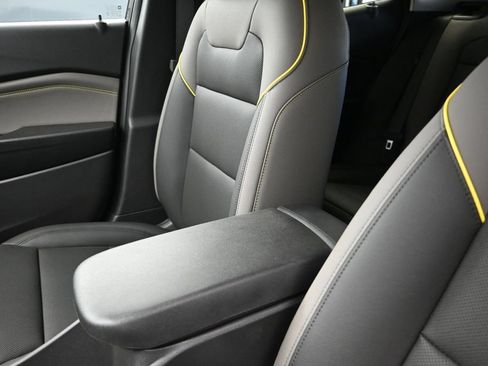 New 2026 Chevrolet Trax ACTIV w/ Driver Confidence Package FWD image 14