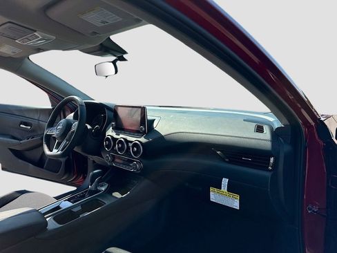 Used 2025 Nissan Sentra SV w/ All-Weather Package image 25