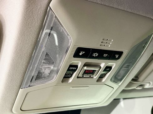 Used 2019 Toyota RAV4 XLE image 22