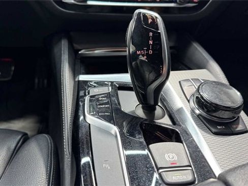 Used 2018 BMW 530i image 18