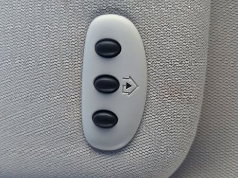 Used 2024 Ford Edge Titanium image 10