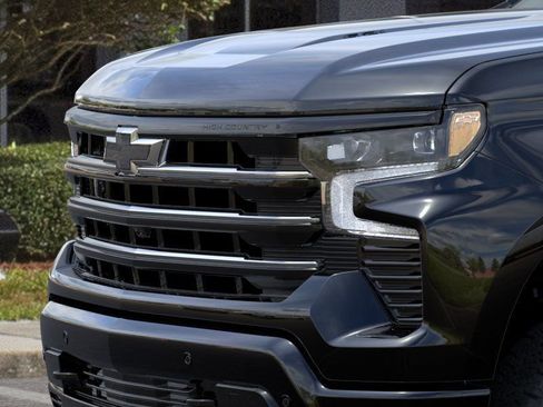 New 2026 Chevrolet Silverado 1500 High Country w/ Midnight Edition AWD/4WD image 13