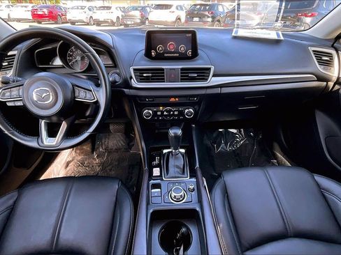 Used 2017 MAZDA MAZDA3 Touring image 11