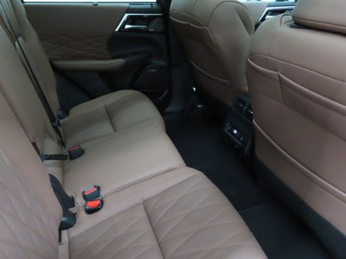 New 2026 Mitsubishi Outlander SEL image 20