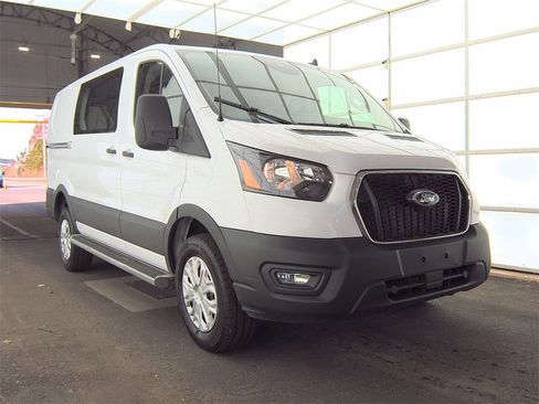 Used 2024 Ford Transit 250 Low Roof w/ Exterior Upgrade Package image 4