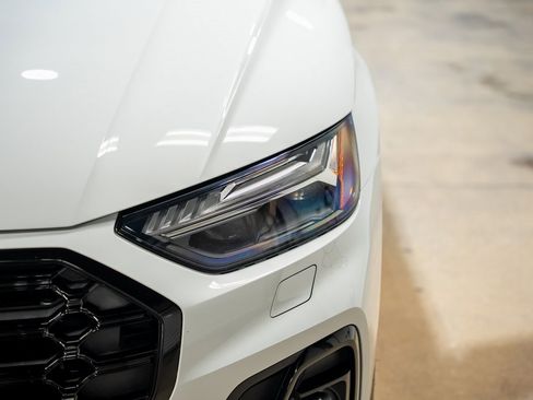 Used 2021 Audi SQ5 Prestige w/ Prestige Package image 6