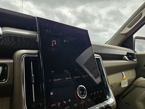 New 2026 GMC Yukon Denali image 18