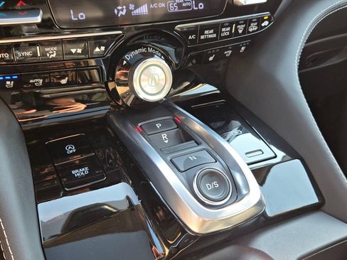 Used 2024 Acura MDX SH-AWD w/ Advance Package image 34