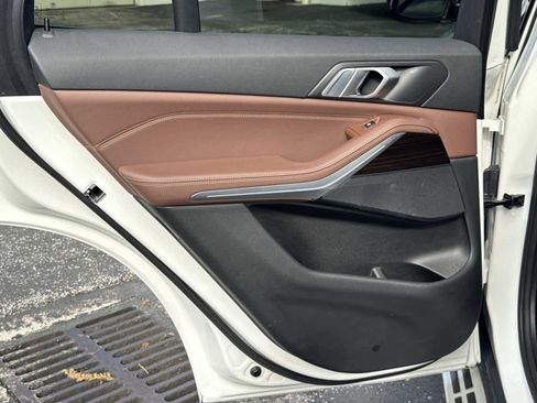 Used 2019 BMW X5 xDrive40i w/ Convenience Package image 13