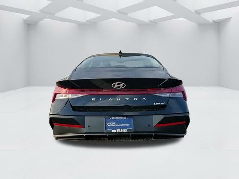 Certified 2024 Hyundai Elantra Limited image 6