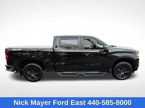 Used 2024 Chevrolet Silverado 1500 RST AWD/4WD image 9