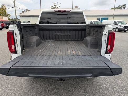 Used 2023 GMC Sierra 1500 AT4X AWD/4WD image 13
