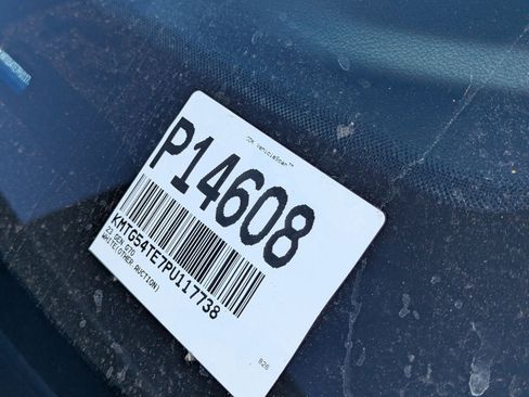 Used 2023 Genesis G70 3.3T w/ Sport Prestige Package image 5