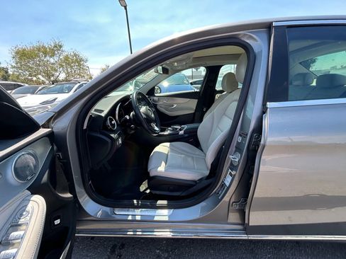 Used 2015 Mercedes-Benz C 300 4MATIC Sedan image 9