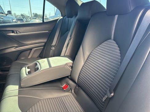 Used 2024 Toyota Camry SE image 24