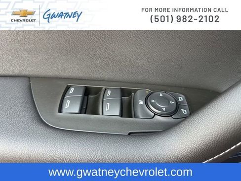 Used 2024 Chevrolet Blazer LT FWD image 19