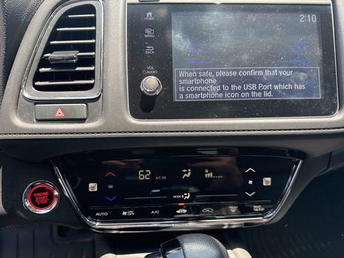 Used 2021 Honda HR-V EX-L image 18
