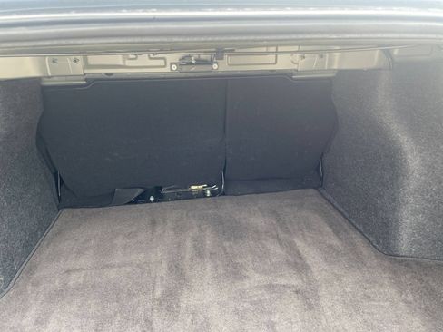 Used 2025 Nissan Versa SV FWD image 21