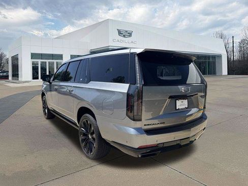 New 2026 Cadillac Escalade ESV Platinum Sport AWD/4WD image 5