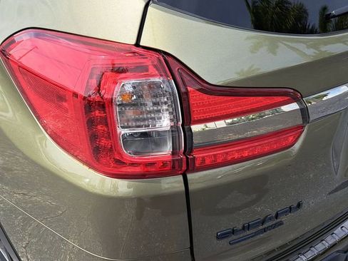 Used 2022 Subaru Ascent Onyx Edition image 5