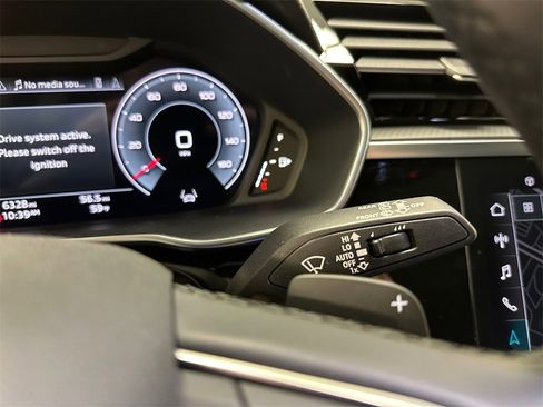 Used 2024 Audi Q3 2.0T Premium Plus image 21