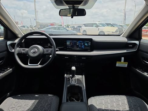 New 2026 Nissan Kicks SV w/ Cold Weather Package FWD image 11
