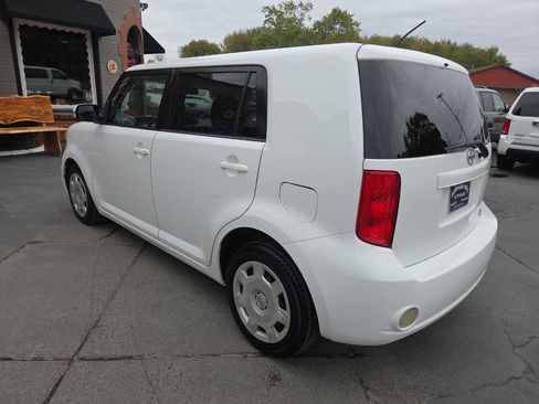 Used 2010 Scion xB Release Series 7.0 image 3