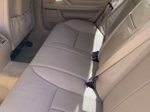 Used 2002 Mercedes-Benz E 320 Sedan image 16