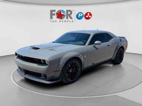 Used 2019 Dodge Challenger R/T Scat Pack RWD image 1