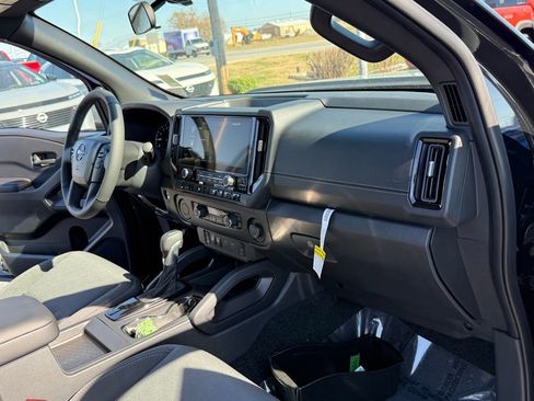 New 2026 Nissan Frontier SV image 15