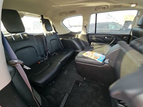 Used 2024 INFINITI QX80 Luxe image 13