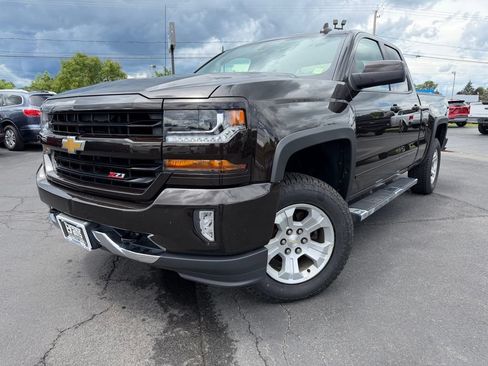 Used 2018 Chevrolet Silverado 1500 LT w/ All Star Edition AWD/4WD image 1