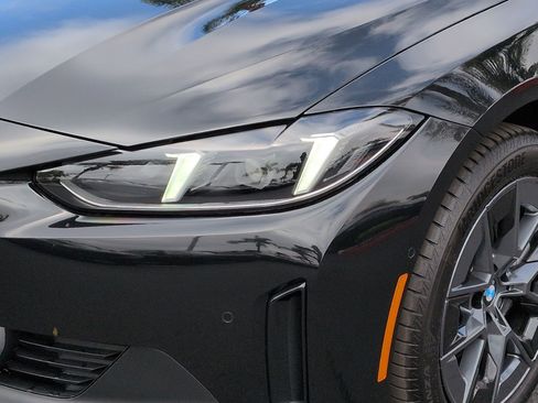 Used 2025 BMW i4 eDrive40 w/ Parking Assistance Package RWD image 6
