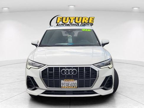 Used 2023 Audi Q3 2.0T Premium AWD/4WD image 2