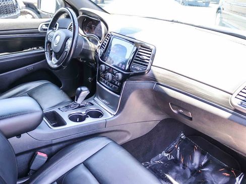 Used 2020 Jeep Grand Cherokee Limited RWD image 16