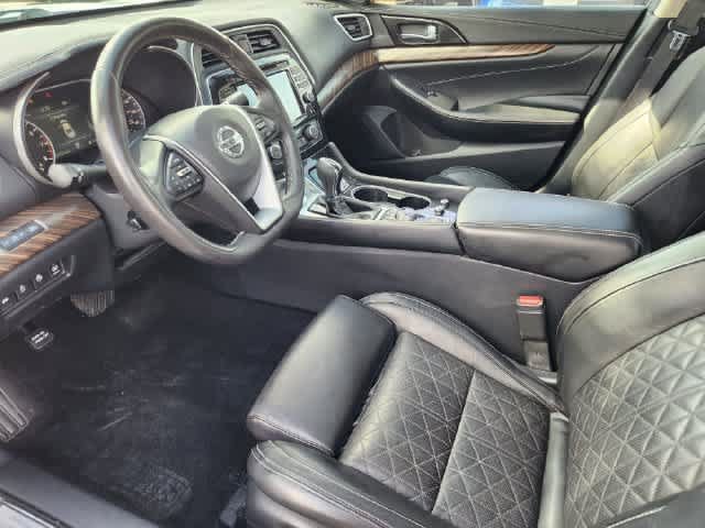 Used 2017 Nissan Maxima Platinum FWD image 2