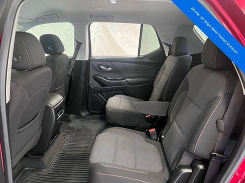 Used 2020 Chevrolet Traverse LT w/ Driver Confidence II Package image 13