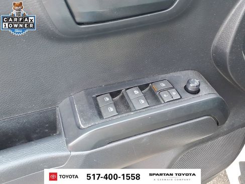 Used 2023 Toyota Tacoma SR AWD/4WD image 17