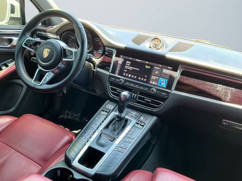 Used 2019 Porsche Macan AWD/4WD image 14