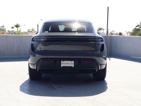 New 2026 Porsche Macan Turbo Electric image 10