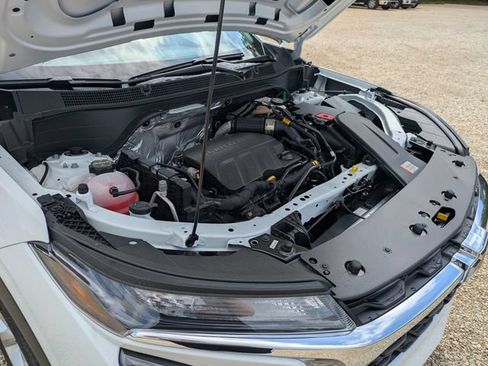 New 2026 Chevrolet Trax LS w/ LS Convenience Package FWD image 33