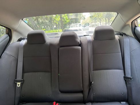 Used 2025 Nissan Altima 2.5 SV FWD image 33