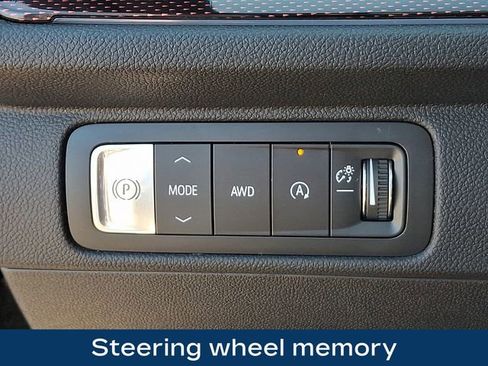 Used 2026 Chevrolet Traverse RS w/ LPO, Floor Liner Package AWD/4WD image 9