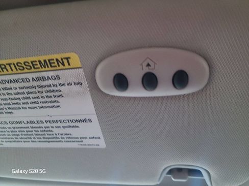 Used 2009 Lincoln MKZ image 37