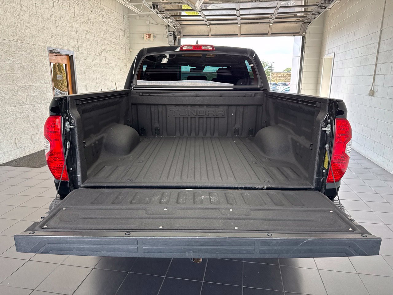 Certified 2021 Toyota Tundra TRD Pro AWD/4WD image 10