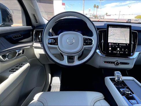 New 2026 Volvo XC90 T8 Ultra w/ Protection Package Premier AWD/4WD image 15