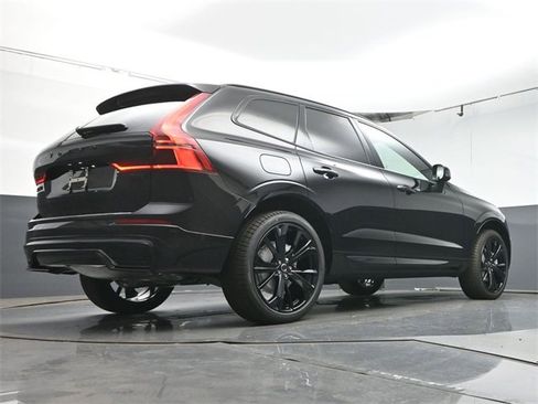 New 2026 Volvo XC60 B5 Ultra w/ Protection Package Premier image 38